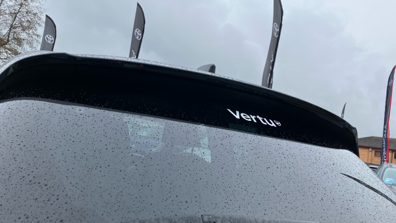 Toyota Yaris 1.5 Hybrid Design 5dr CVT Hybrid Hatchback